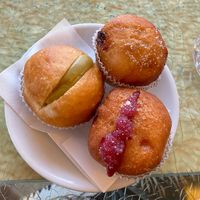 Frittelle (mandorle e uvetta, confettura di lamponi, pistacchio) at Pasticceria Da Angelo in Selvazzano Dentro