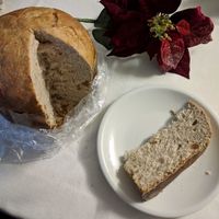 Vegan apple cinnamon panettone at Pasticceria Da Angelo in Selvazzano Dentro