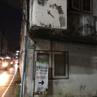 Turn down this alley at Bee Vegan in Chiang Mai