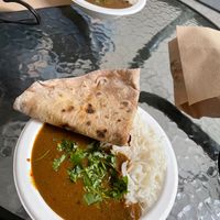 Lunch with chapati and rice at Hariprasad Samosa & Curry in Krakow