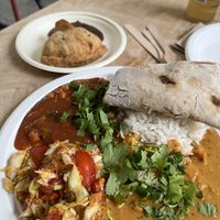 Mixed Curry (yellow cauliflower) and apple cinnamon Samosa  at Hariprasad Samosa & Curry in Krakow