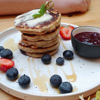 Blueberry pancakes at Knol & Kool Bistro & Superet in Ghent