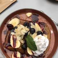 Wentelteefje with fruit (banana and blueberries) #Veganuary at Knol & Kool Bistro & Superet in Ghent