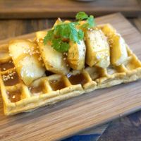 Gaufres aux pommes rôties at Hope in Paris