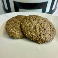 Peanut butter cookies at Little Erth in Dubai