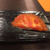 Grilled tomato sushi at Oribio in Nagoya
