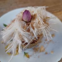 Het toetje. Met sesam suikerspin, heel bijzonder at Yalla Yalla Foodbar in Den Bosch