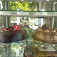 Vegan cakes at Pasalidis in Thessaloniki