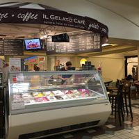 Il Gelato Hawai'i - Kahala Mall Storefront at Il Gelato Café - Kahala in Honolulu