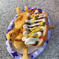 Plant based dog  at Disneyland - Award Weiners in Anaheim