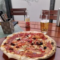 Vegan pizza at Organic Pizza in Salzburg