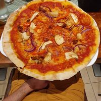 V3 pizza at Organic Pizza in Salzburg