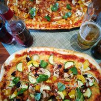 Options V1 and V3 at Organic Pizza in Salzburg