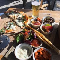 Vegan board n pizza at The Stable in Newquay