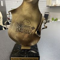Zu recht unzählige Awards gewonnen.  at PieRogi Vegan in Wroclaw