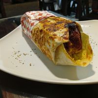 Burrito 🌯 especial. Con falafel, champiñones, cebolla caramelizada... Demasiado bueno! at Semillas Comida Sana in Pereira