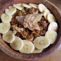 Cinnamon porridge at Good Earth Cafe in 