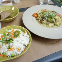 Plate of the day: vegetable stew at apeti in Paris