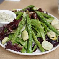 Salad of the day at apeti in Paris