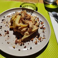 Marinade de poireaux Aux amandes at apeti in Paris