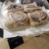 Cinnamon buns (cinnabons) at B12 Candy Bar - Maybe closed in Kyiv