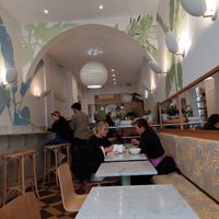  at Maisie Cafe in Paris