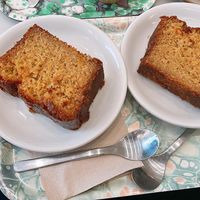 The lemon cake  at Maisie Cafe in Paris