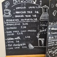  at Maisie Cafe in Paris