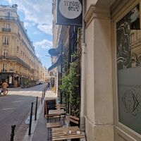  at Maisie Cafe in Paris