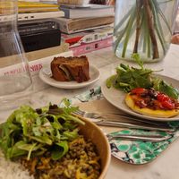  at Maisie Cafe in Paris