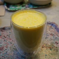 Golden Latte at Maisie Cafe in Paris