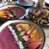 Strawberry Smoothie Bowl and Tofu Sisig at Nonie's in Boracay