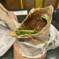 vegan wrap with mushrooms and quinoa balls at Brasilic Superfood Bar in Blumenau
