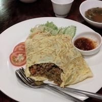 rizaĵo en mola ovaĵo at Yuan Sheng Vegetable Restaurant in Siem Reap