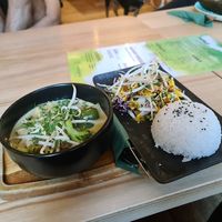 Curry at Wegeguru in Warsaw