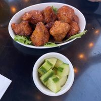 DELICIOUS! 10/10 General Tso’s cauli at Stoked Wood Fired Pizza in Brookline