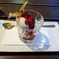 White chocolate mousse at SIGGIS v/gan dine & co. in Munich