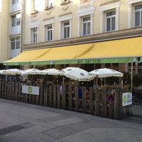 Outside seating  at SIGGIS v/gan dine & co. in Munich