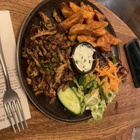 The Immune with potato wedges  at SIGGIS v/gan dine & co. in Munich