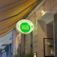  at SIGGIS v/gan dine & co. in Munich