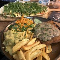   at SIGGIS v/gan dine & co. in Munich