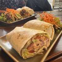 „Tuna“ Wrap und Basic Wrap  at SIGGIS v/gan dine & co. in Munich
