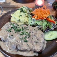   at SIGGIS v/gan dine & co. in Munich