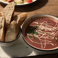 Pink Namaste, eine köstliche Suppe at SIGGIS v/gan dine & co. in Munich