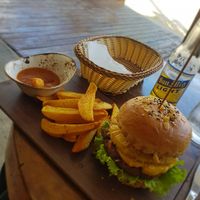 Burger with guacamole at SHAKA - Bohol in Panglao