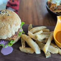 Shaka burger at SHAKA - Bohol in Panglao