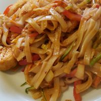 rice noodles with red curry sauce- vegan at Box Thai in Annecy