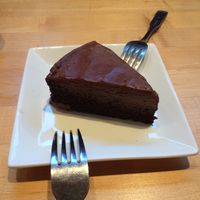 vegan chocolate mousse cake at Kiku Sushi in Berkeley