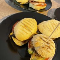 Heeerlijk! at Columpio Bar in Elche