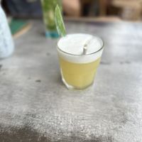 Pinacolada happy hour 🍍🥥  at Happiness in El Nido